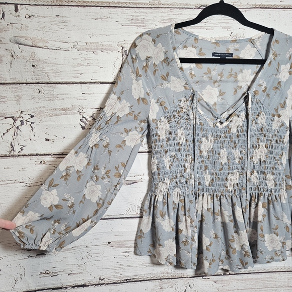 **LAST CHANCE** American Eagle long sleeve blouse - Picture 2 of 15